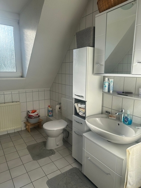 Badezimmer - 3 Zimmer Dachgeschoßwohnung zur Miete in Papenburg