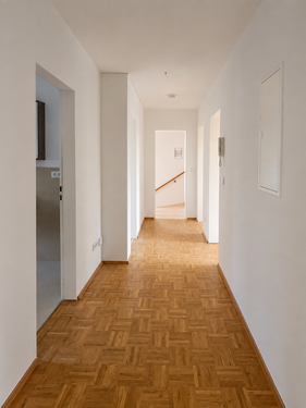 EG Diele - 12 Zimmer Mehrfamilienhaus, Wohnhaus in Bad Soden am Taunus