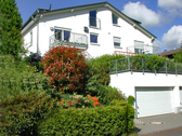 Rückansicht - 6 Zimmer Doppelhaushälfte zum Kaufen in Bad Soden