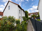 Außenansicht - 4 Zimmer Reihenendhaus in Frankfurt