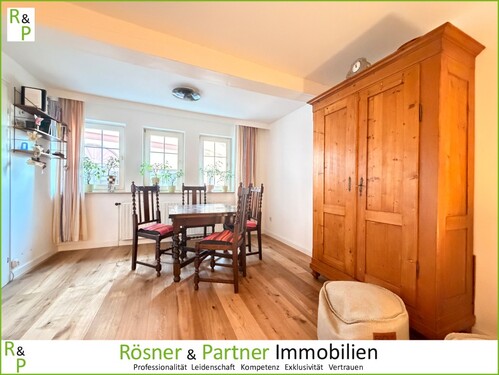 Wohn- Esszimmer - *Charmante Wohnungsalternative - Kleinod im Herzen von Kronberg*