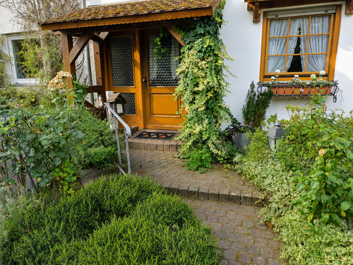 Eingangsbereich - 5 Zimmer Reihenmittelhaus zum Kaufen in Heusenstamm