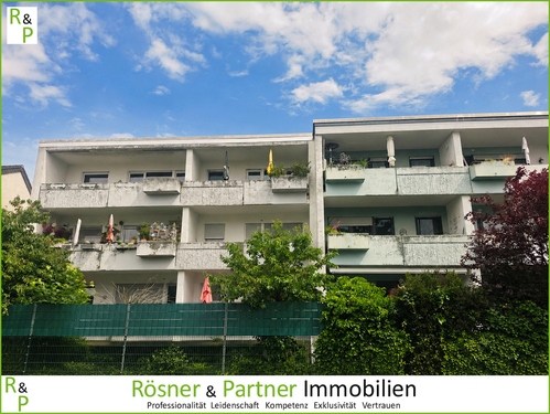 Aussenansicht - Gepflegte 3-Zi.-Wohnung mit Balkon inkl. Garage in ruhiger Wohnlage von Rodgau Weiskirchen!