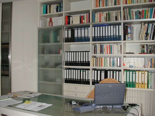 Zimmer mit Einbauschrank - 