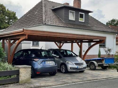 Nordansicht, Carport, Garage.jpg - 