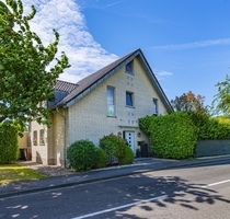 Charmantes und äußerst gepflegtes Einfamilienhaus mit hohem Wohnkomfort für junge Familien und Paare - Mönchengladbach