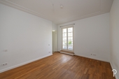 Schlafzimmer mit angrenzendem Badezimmer - 