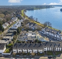 Charmantes Split-Level-Reihenendhaus in unmittelbarer Rheinnähe im Herzen von Düsseldorf-Benrath