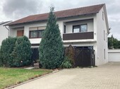 südseite - Großzügiges Zweifamilienhaus in Gestringen – perfekt für Großfamilien oder Kapitalanleger