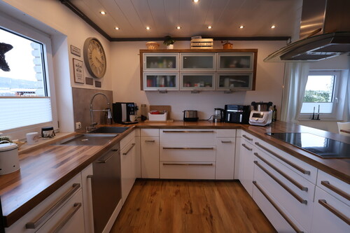 Küche - 6 Zimmer Doppelhaushälfte in Hüllhorst