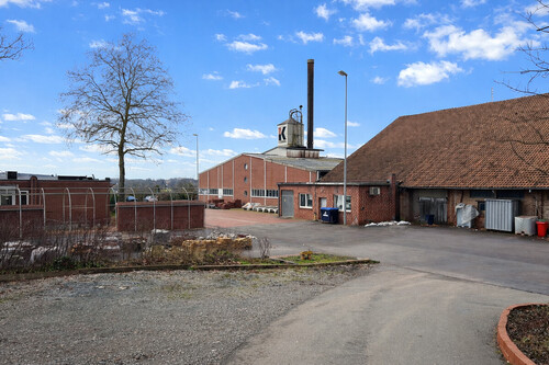 191FE152-B995-4A53-9649-65DEBBFD3232 (1) - Seltene Gelegenheit: Großes Gewerbeareal mit Halle, Büro und Freifläche