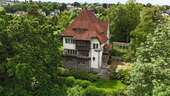 Titelbild - Denkmalgeschützte Fabrikantenvilla an der Weser – Parkgrundstück mit drei zusätzlichen Bauplätzen