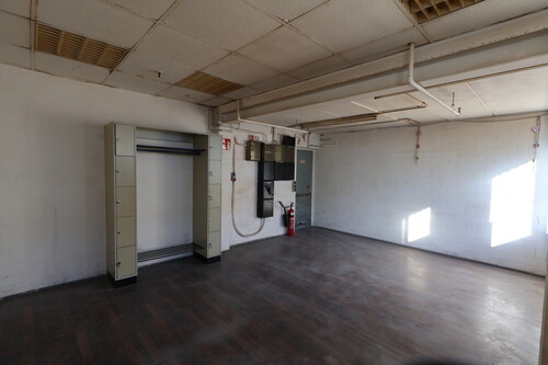 Umkleide u. Aufenthaltsraum - 