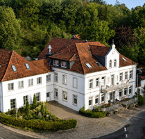 Etabliertes Hotel- & Gastro-Anwesen am Wiehengebirge umfassend modernisiert - Bad Oeynhausen