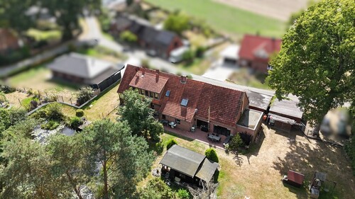 Tiel v2 - Ideal für Großfamilien: Ruhiges Mehrgenerationenhaus mit Teich und 3 Einheiten