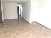 Wohnbereich Blick zur Küche - 2 Zimmer Etagenwohnung in Heimerdingen