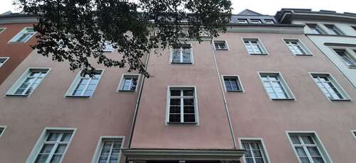 Ansicht - Gut vermietete Eigentumswohnung in gepflegtem Mehrfamilienhaus in Seitenstraßenlage