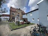 Hofansicht - Wohn- und Geschäftshaus mit Sanierungspotenzial