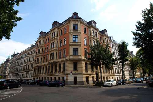 Hausansicht - 3 Zimmer Büro zur Miete in Leipzig