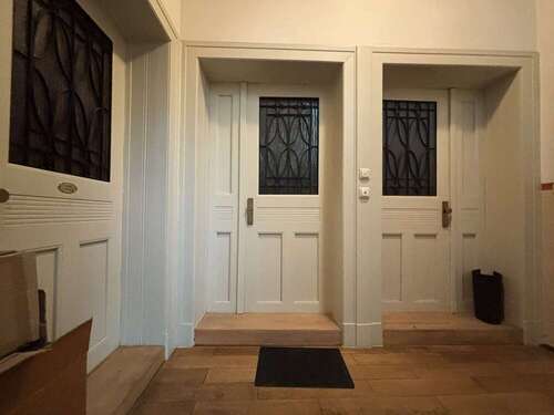 Beispiel Wohnungstür - 