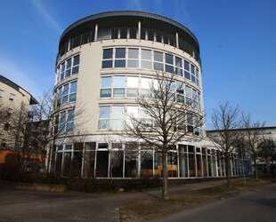 Individuell gestaltbare Bürofläche am Flughafen: Mit Balkon und viel Tageslicht - Kabelsketal