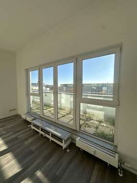 Wohnzimmer - 3 Zimmer Etagenwohnung zur Miete in Kabelsketal