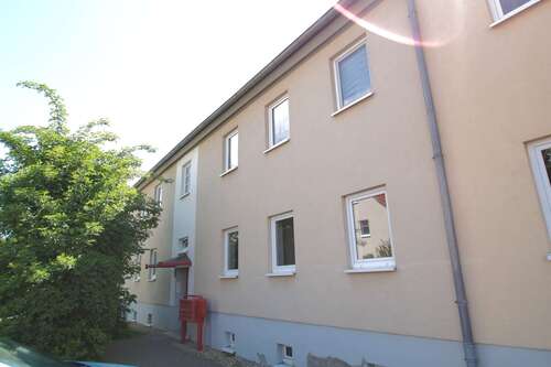 B19 - Außenansicht - ++Renoviert, ruhig & günstig – 2-Zimmer-Wohnung++