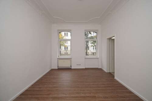 Wohnzimmer - 3 Zimmer 3- Zimmerwohnung in Leipzig