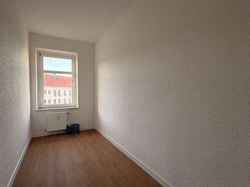 Zimmer 4 - 