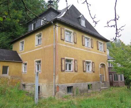 Vorderansicht - Einfamilienhaus mit 135,00 m² in Chemnitz zum Kaufen
