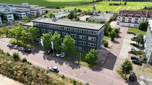 Luftaufnahme - 430m² Bürofläche in gut angebundener Lage Nahe der A9!