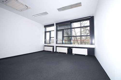 Büro 1 - 