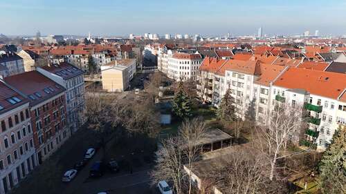 Grundstück mit Umgebung - 