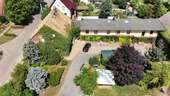 Vorderhaus + 2. Wohnhaus - 4-Seitenhof am Elbradweg mit Wohnungen und voll ausgestatteter Pension