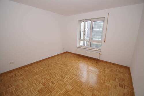 Schlafzimmer Referenz - 3 Zimmer Etagenwohnung in Leipzig