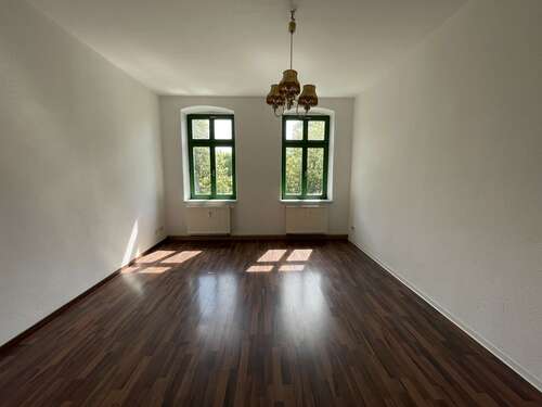 Wohnzimmer - 2 Zimmer Etagenwohnung zur Miete in Chemnitz
