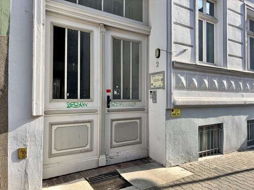 Hauseingang - Anlageobjekt zum Kaufen in Magdeburg