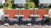 Haus mit Nebengebäuden - 