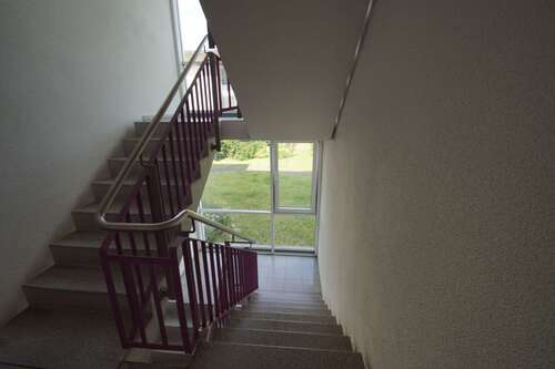 Treppenhaus - 3 Zimmer Etagenwohnung zum Kaufen in Leipzig