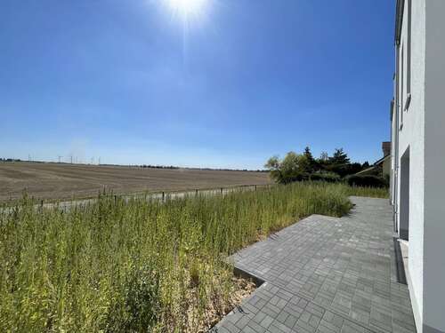 Ausblick untere Terrasse - 