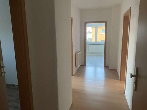 Flur - Mehrfamilienhaus, Wohnhaus mit 392,00 m² in Zwickau zum Kaufen