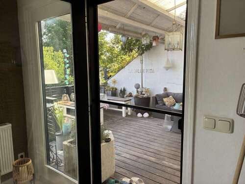 Zugang zum Balkon - 