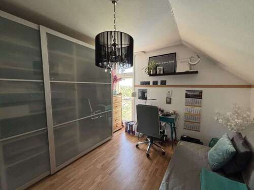 Büro / Kinderzimmer - 