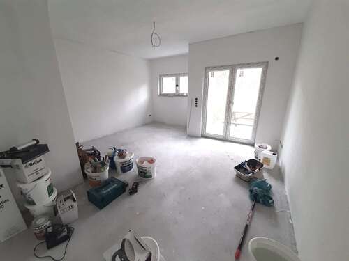 Wohnzimmer im EG - 5 Zimmer Maisonettenwohnung zur Miete in Schkeuditz