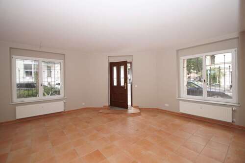 Eingang Gewerbe - 