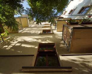 1-Zimmer-Wohnung in Leipzig-Kleinzschocher ++ Aufzug ++ Stuckfassade