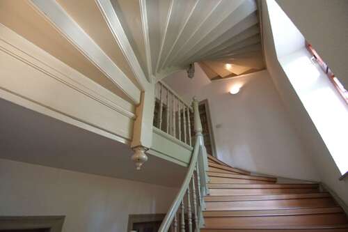 Treppenhaus - 1 Zimmer Etagenwohnung zum Kaufen in Leipzig