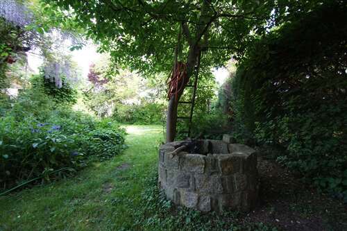Brunnen im Garten - 