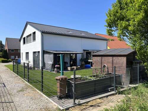 Neubau mit Gartenanteil - KfW55 Neubau Doppelhaushälfte in Burg bei Magdeburg mit Energieeffiezienz A+