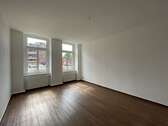 Wohnzimmer - 3 Zimmer Erdgeschoßwohnung in Chemnitz